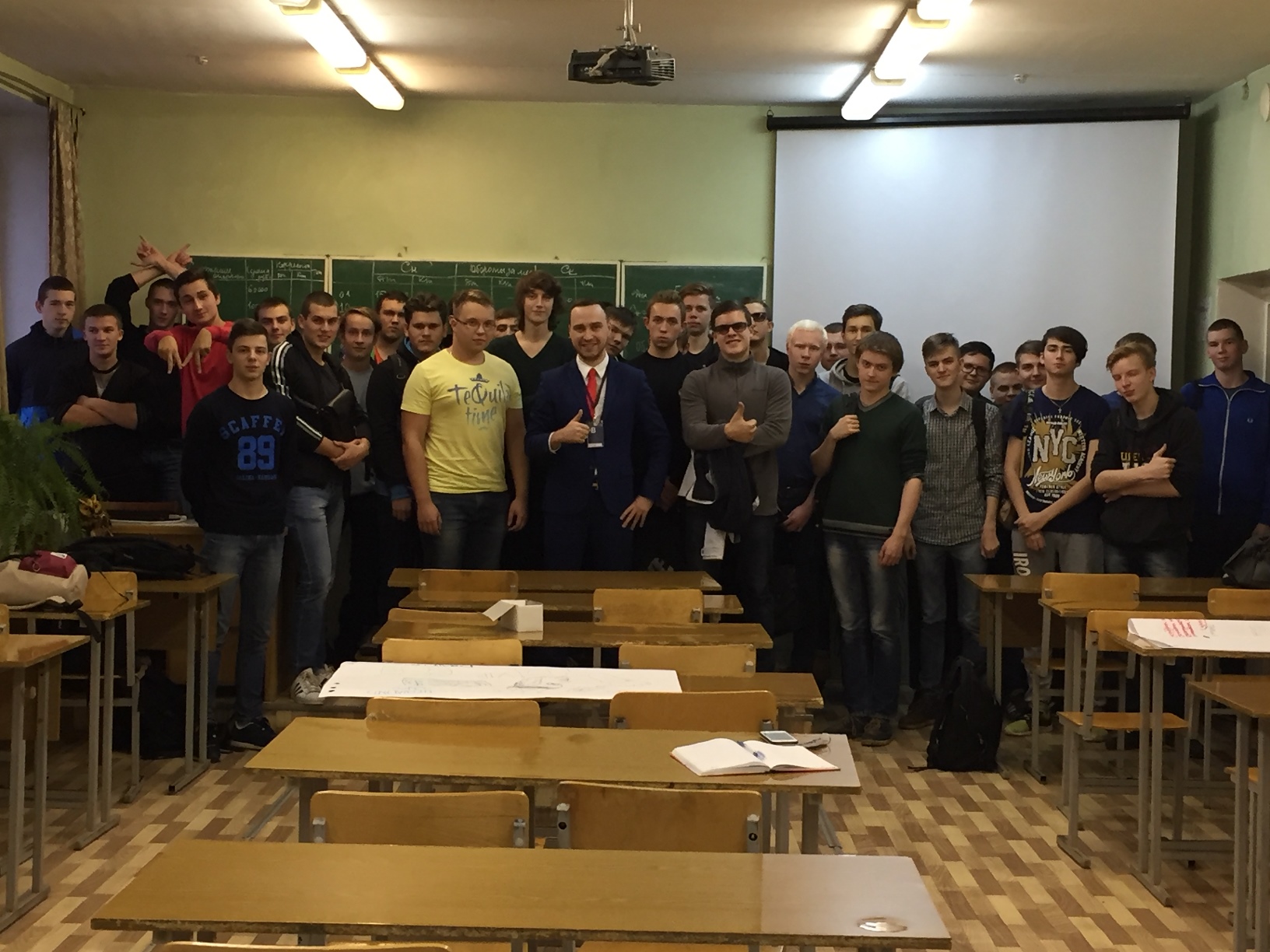 image-22-09-16-04-00-6.jpg