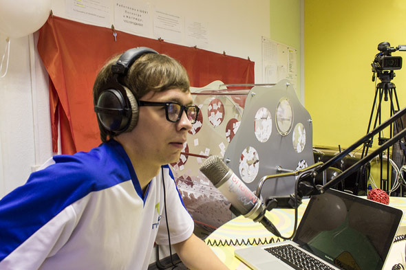 В прямом эфире «Первого городского канала» и радио «Мария FM» в утреннем шоу «Жизнь удалась» ровно в 9:25 были определены победители акции «Выиграй Ford Focus III»